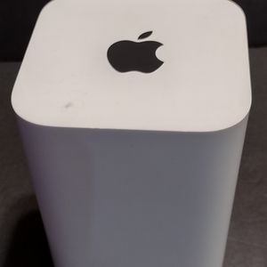 Apple AirPort Extreme Base Station Wireless Router 6th Generation A1521